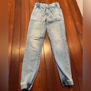 American Eagle Jogger Jeans